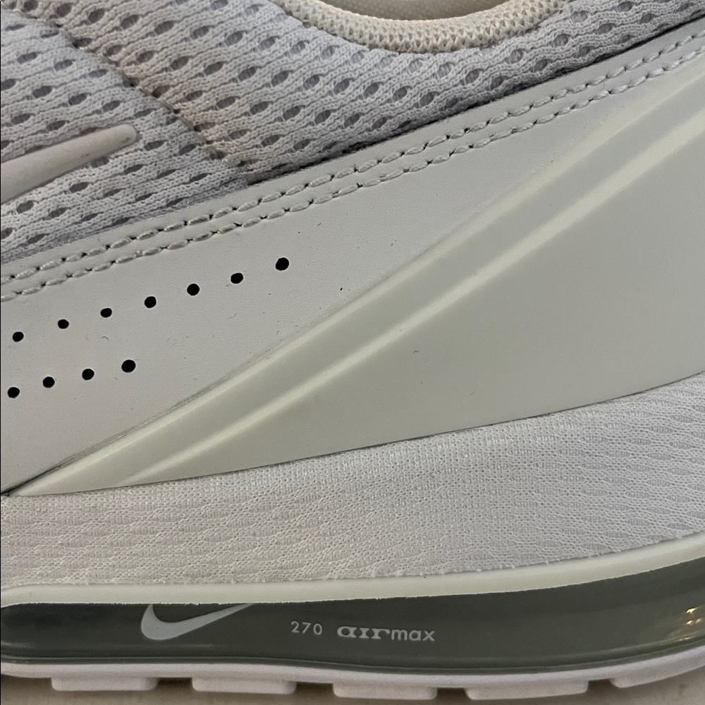 Nike Air Max Pulse 270 triple white 8/23-10/23 - Picture 9 of 11